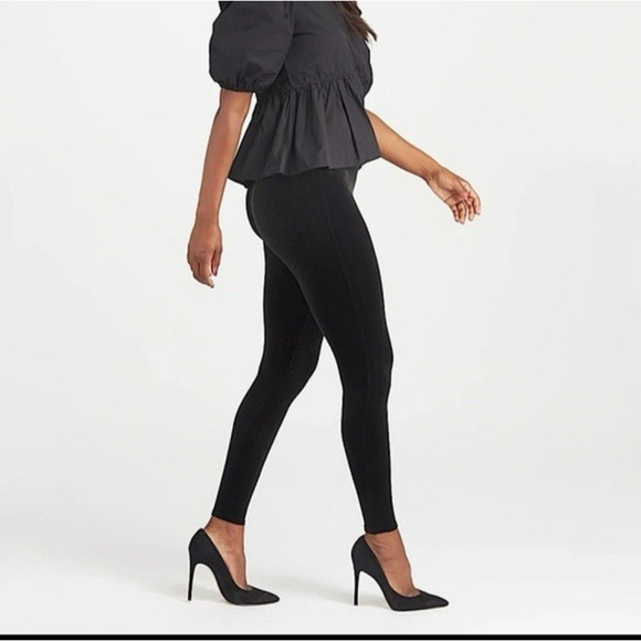 Spanx Black Velvet Leggings Size Small - Picture 3 of 7